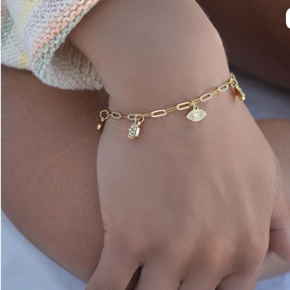 Chic Gold Paperclip Bracelet with Evil Eye and Hamsa Charms - Picture 2 of 4